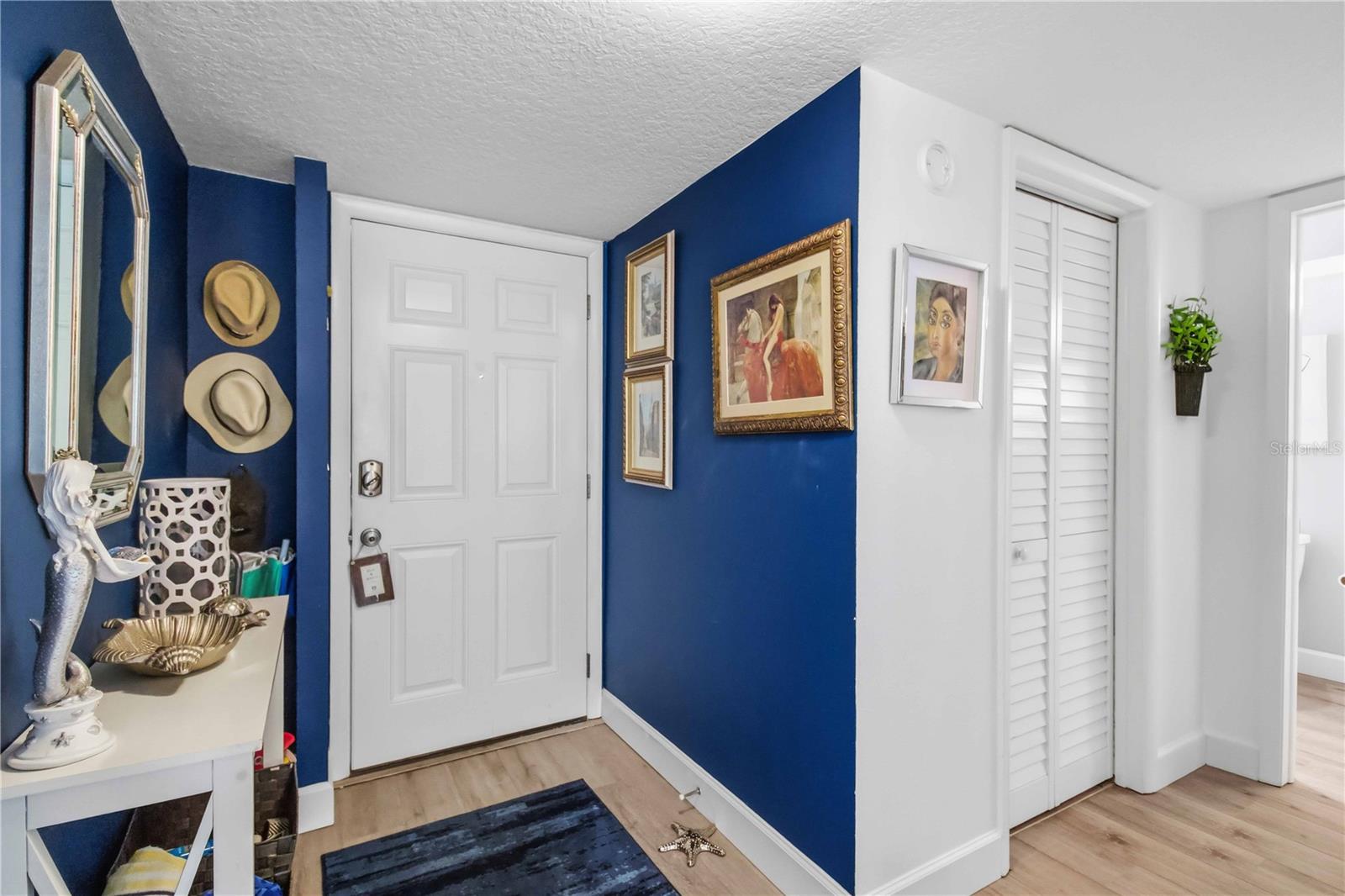 3804 Gulf Of Mexico Dr #b204 Property Photo 4