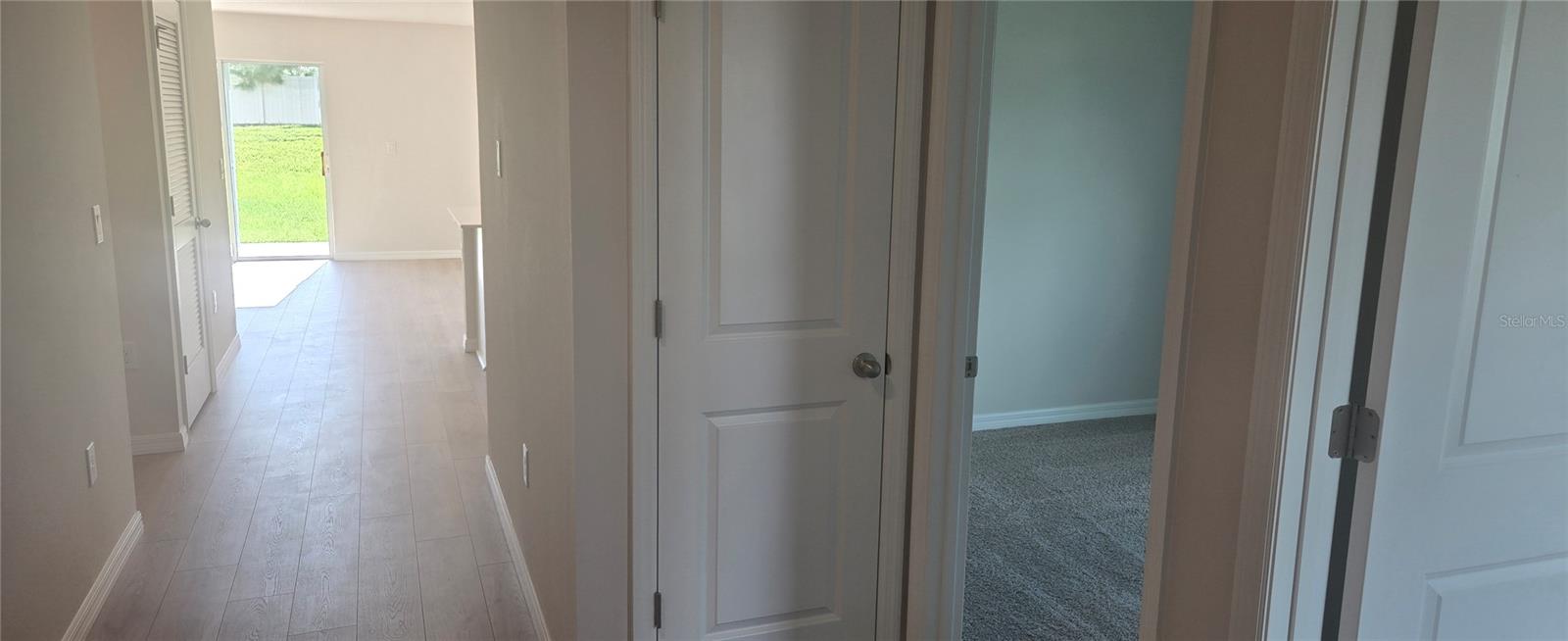 10908 44th Ave E Property Photo 3