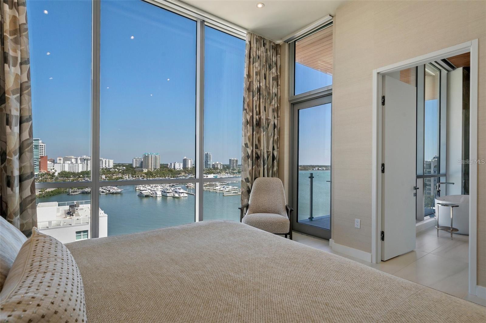111 Golden Gate Pt #802ph Property Photo 32