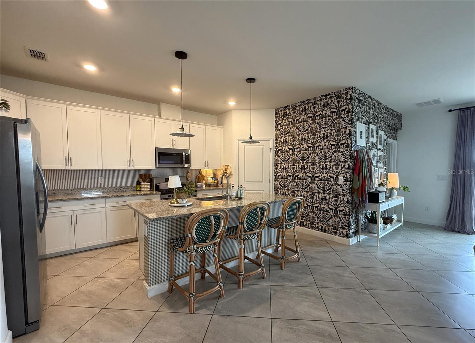 5132 Coral Reef Way Property Photo 2
