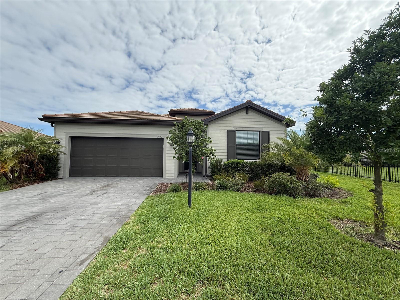 5132 Coral Reef Way Property Photo 28