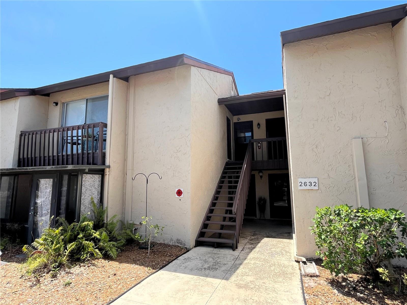 2632 HIDDEN LAKE DR N #B Property Photo 1
