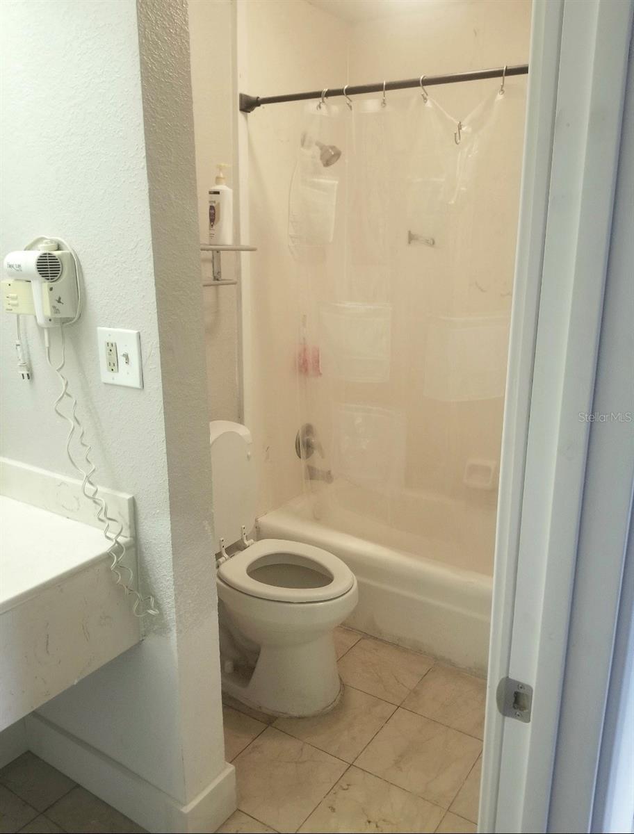 7150 N Tamiami Trl #s503 Property Photo 4