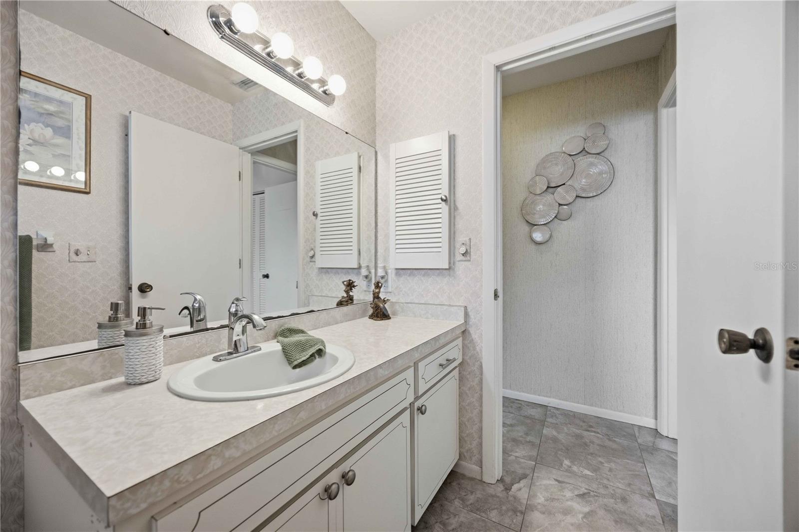 119 Van Dyck Dr Property Photo 32