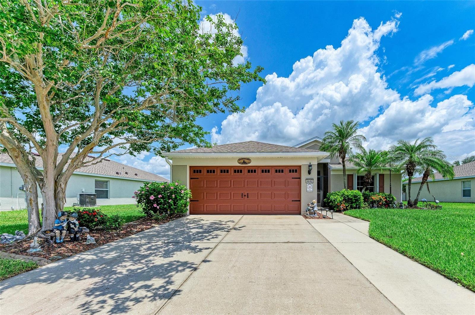 9882 50th Street Cir E Property Photo 3