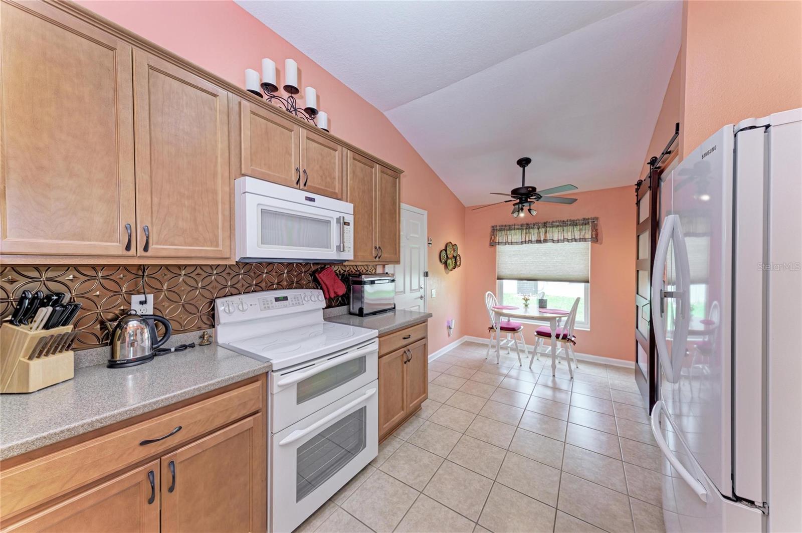9882 50th Street Cir E Property Photo 8