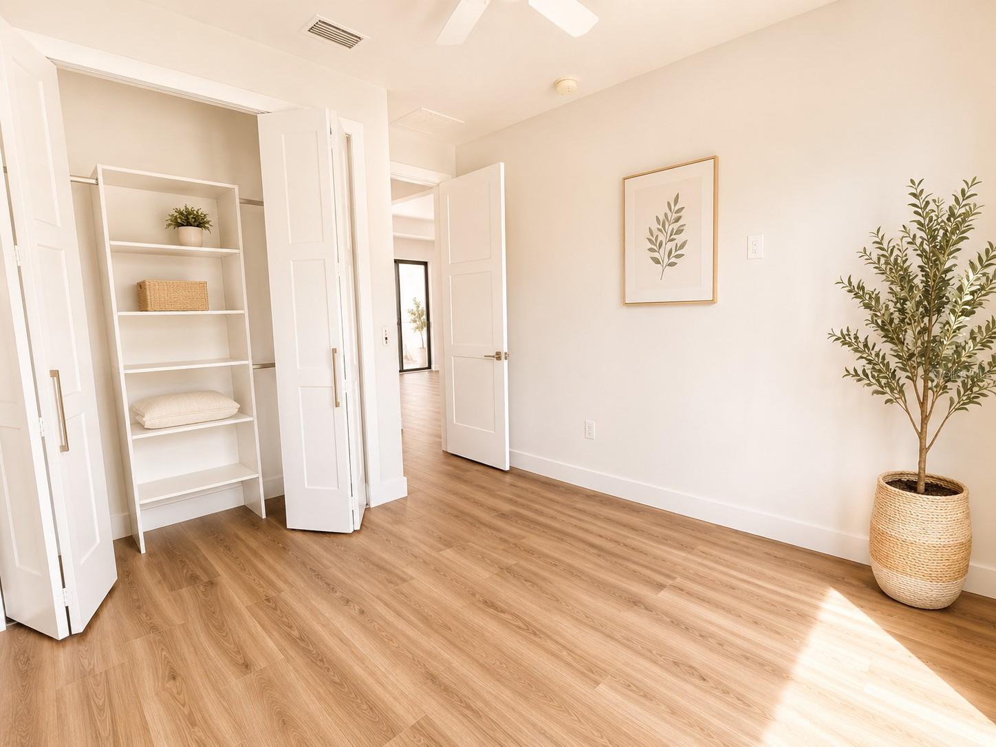 32 Saluda Ter Property Photo 10