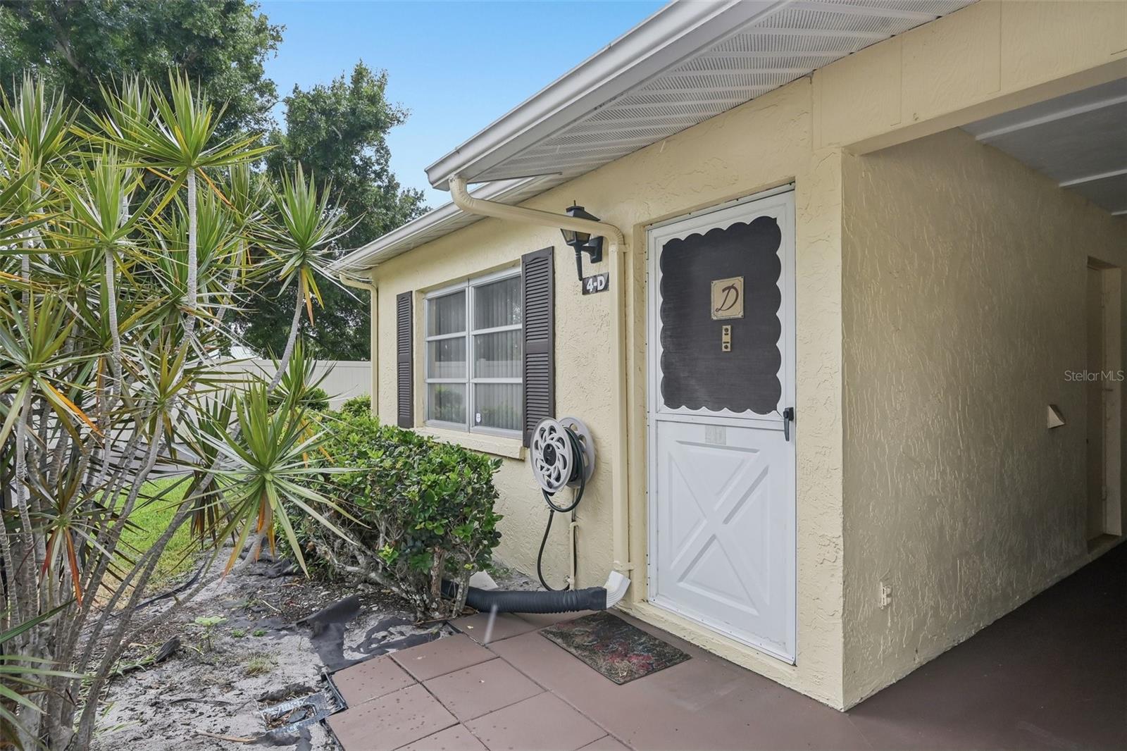 390 301 Blvd W #4d Property Photo 3