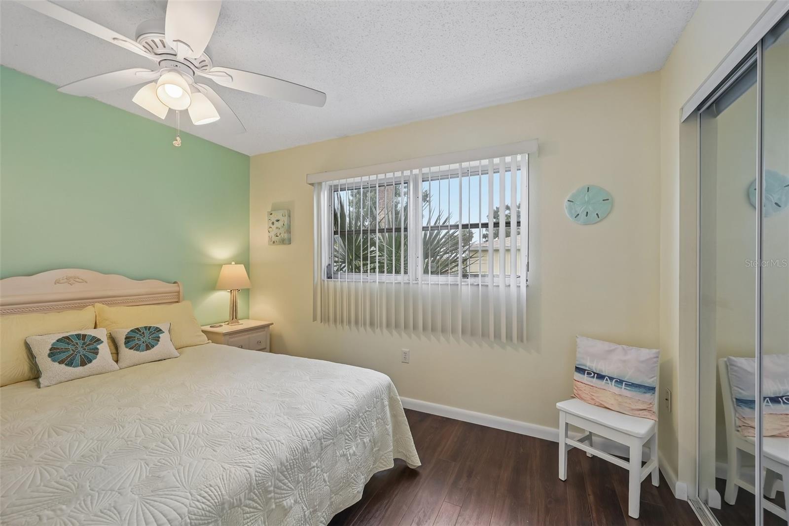 390 301 Blvd W #4d Property Photo 14