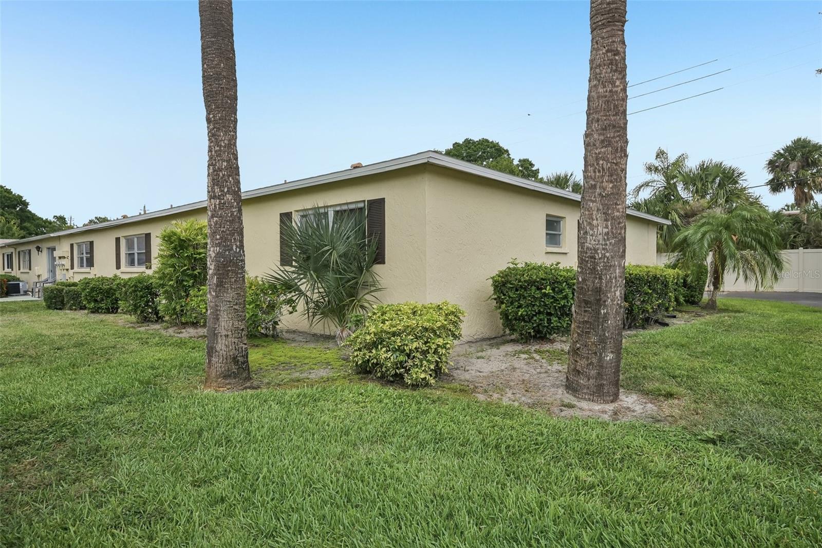 390 301 Blvd W #4d Property Photo 24