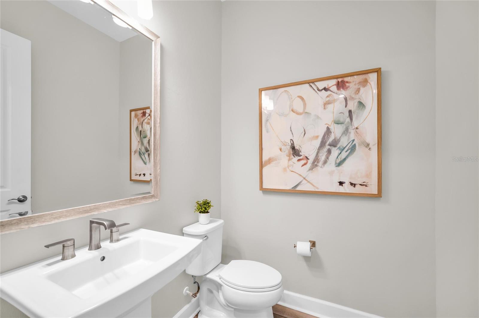 16438 Slate Pl Property Photo 10
