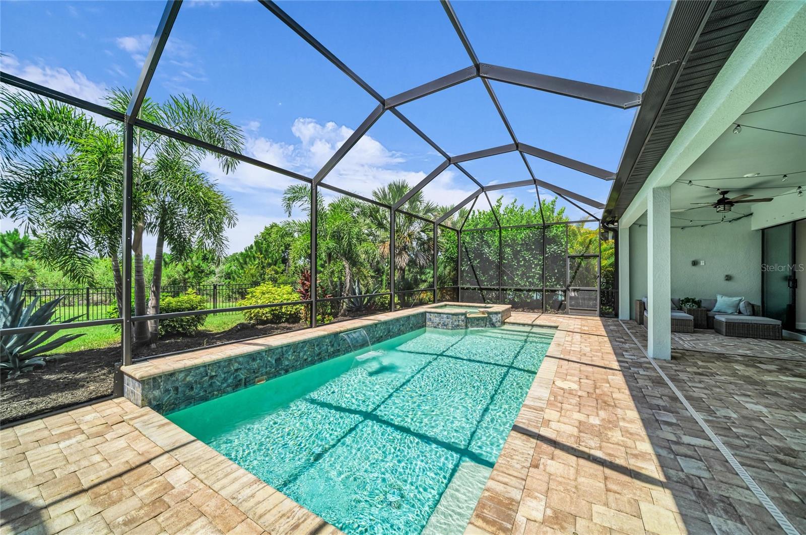 16438 Slate Pl Property Photo 20