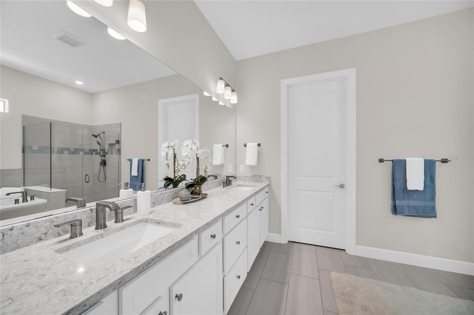 16438 Slate Pl Property Photo 31