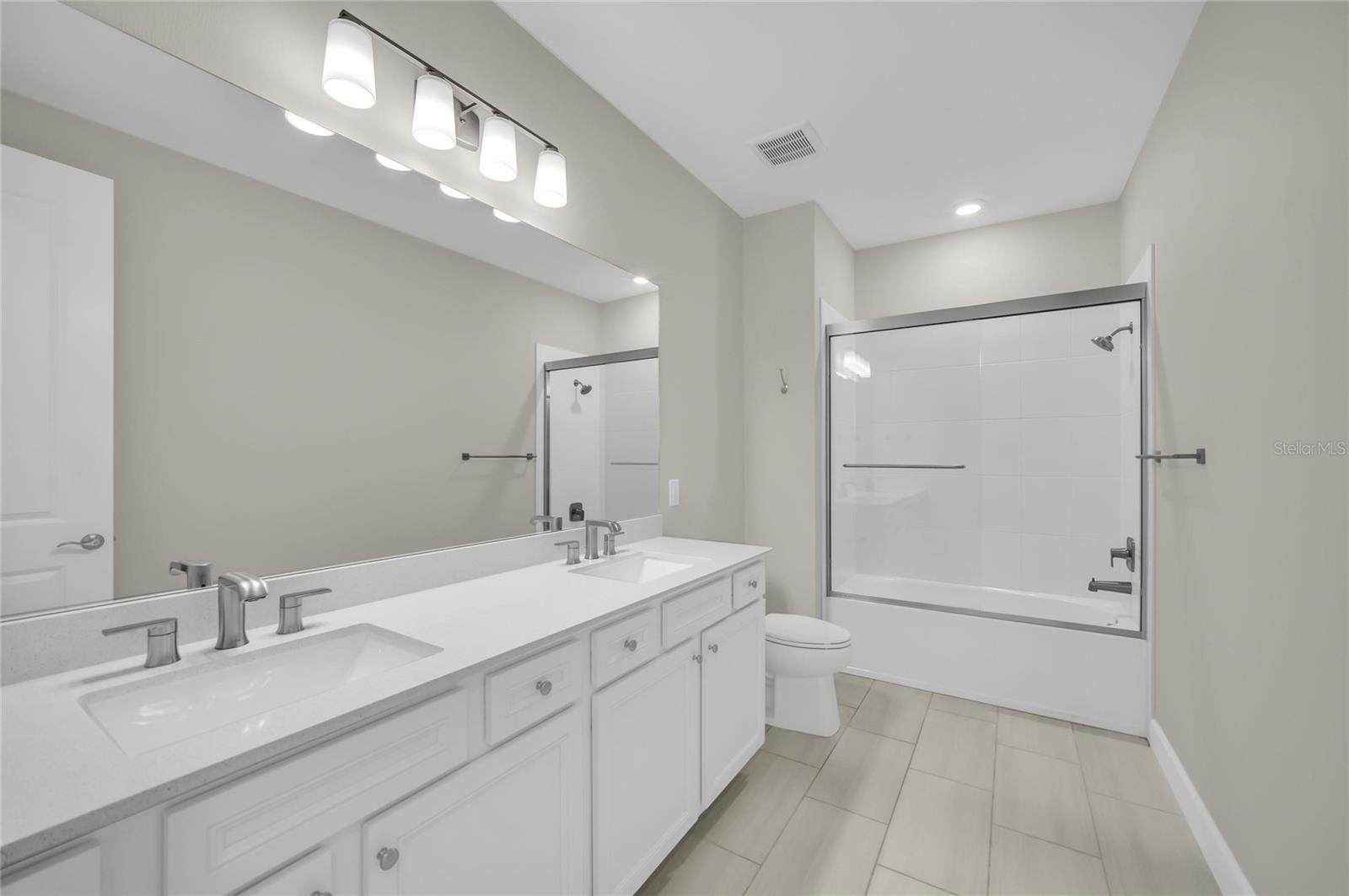 16438 Slate Pl Property Photo 43