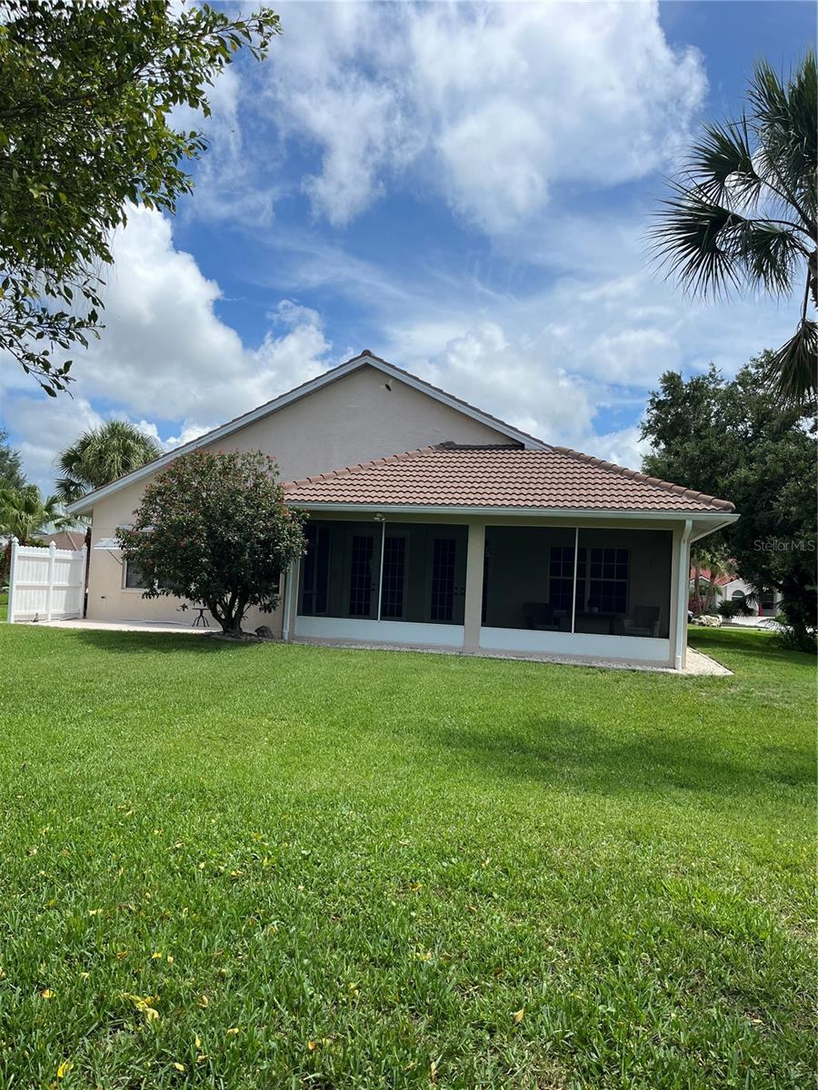 174 Grand Oak Cir Property Photo 4