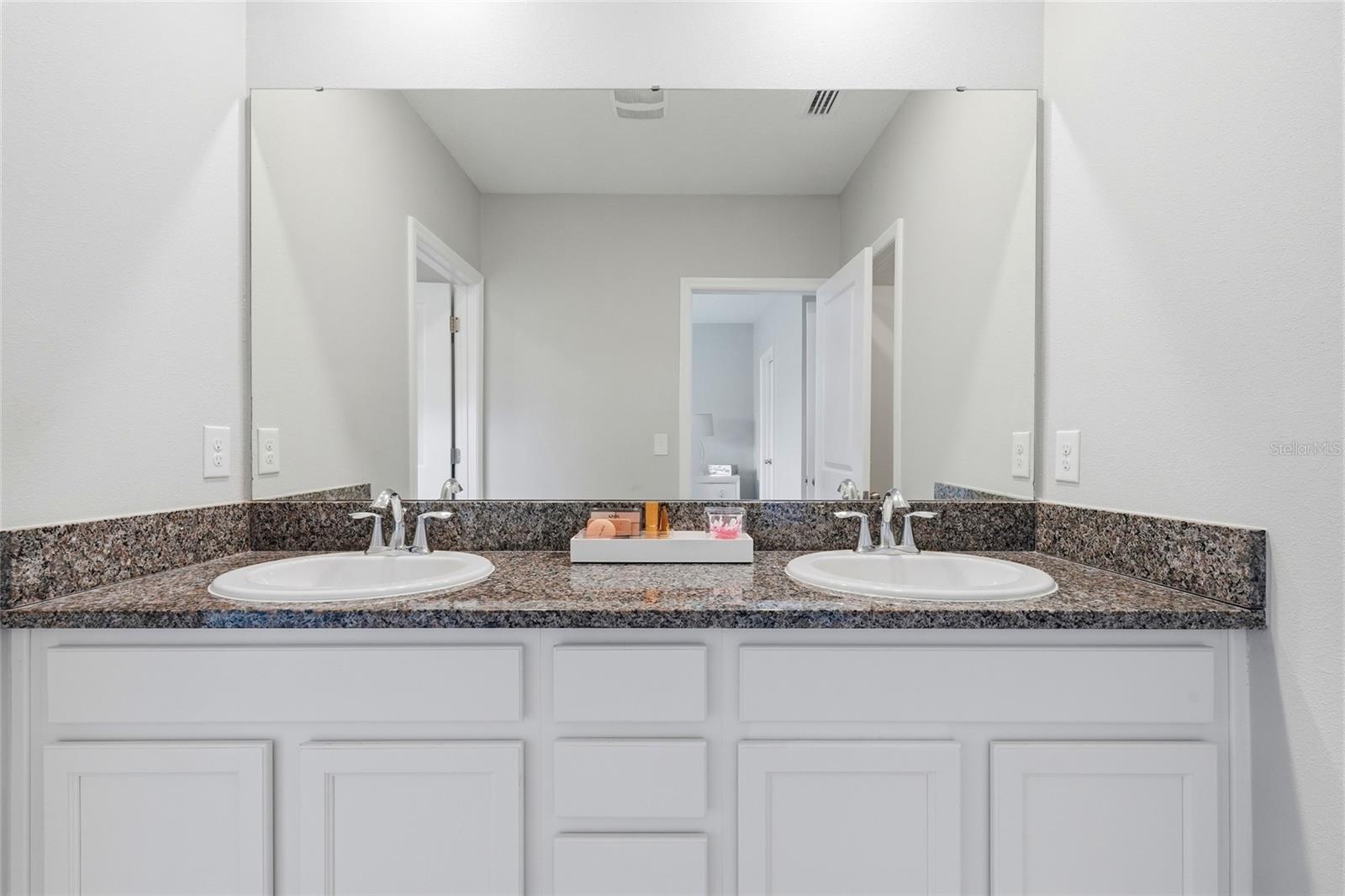 6537 Serenity Fall Ln Property Photo 29