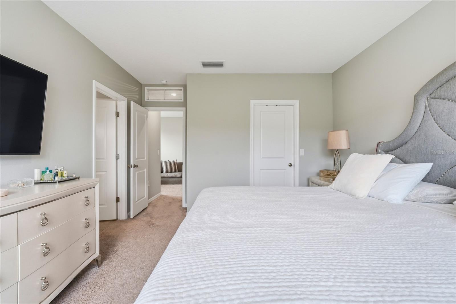 6537 Serenity Fall Ln Property Photo 34
