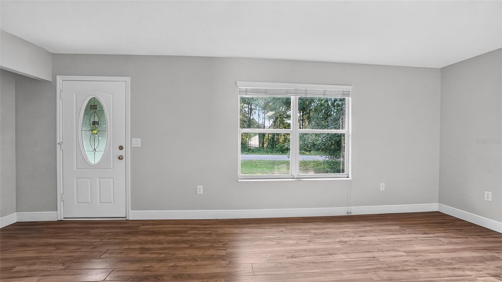788 N Charles Ave Property Photo 7
