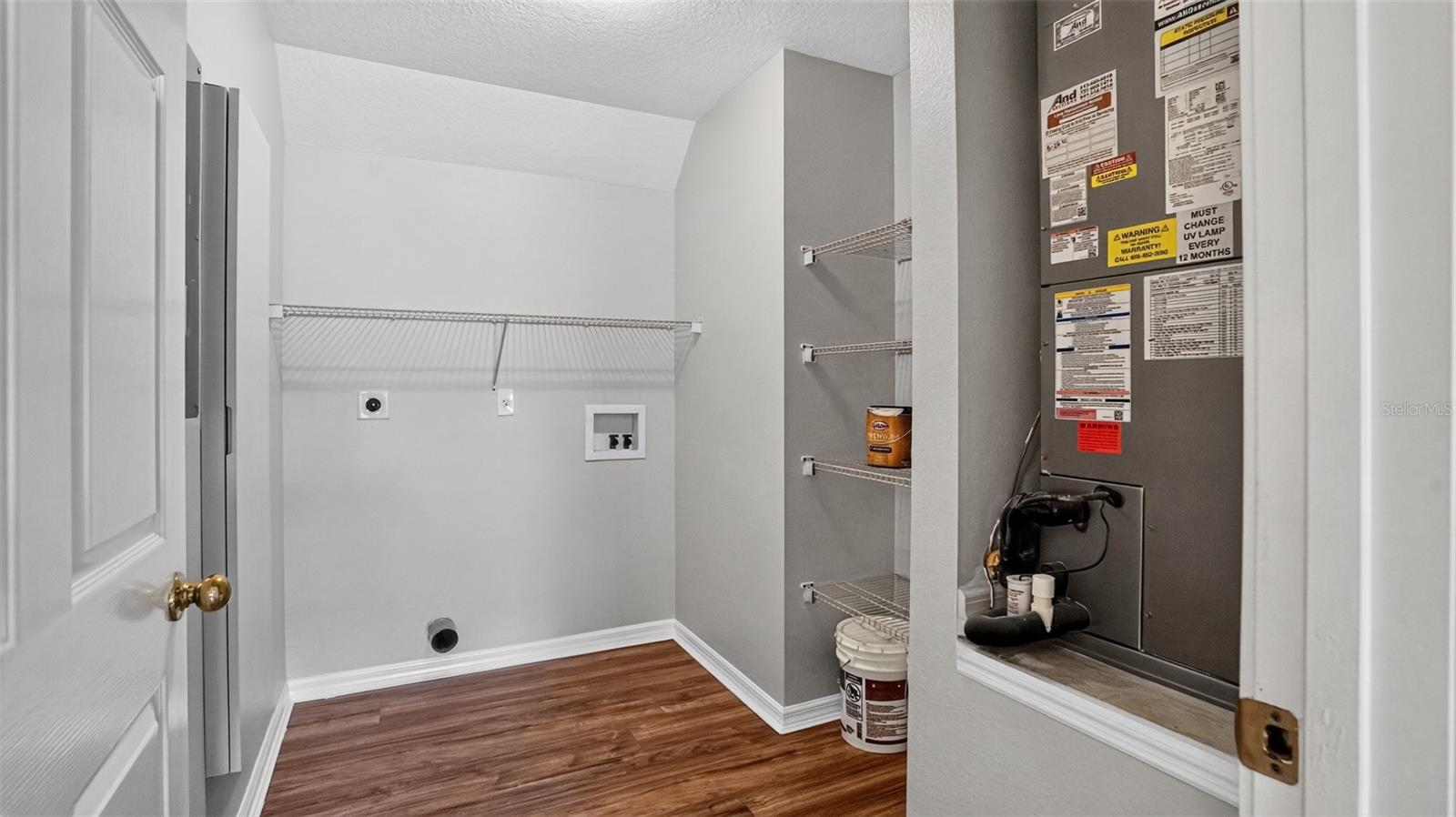 788 N Charles Ave Property Photo 27