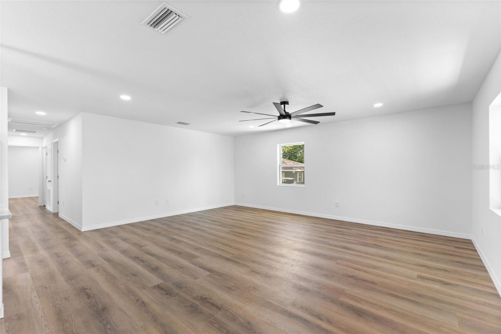 120 Brown St Property Photo 13
