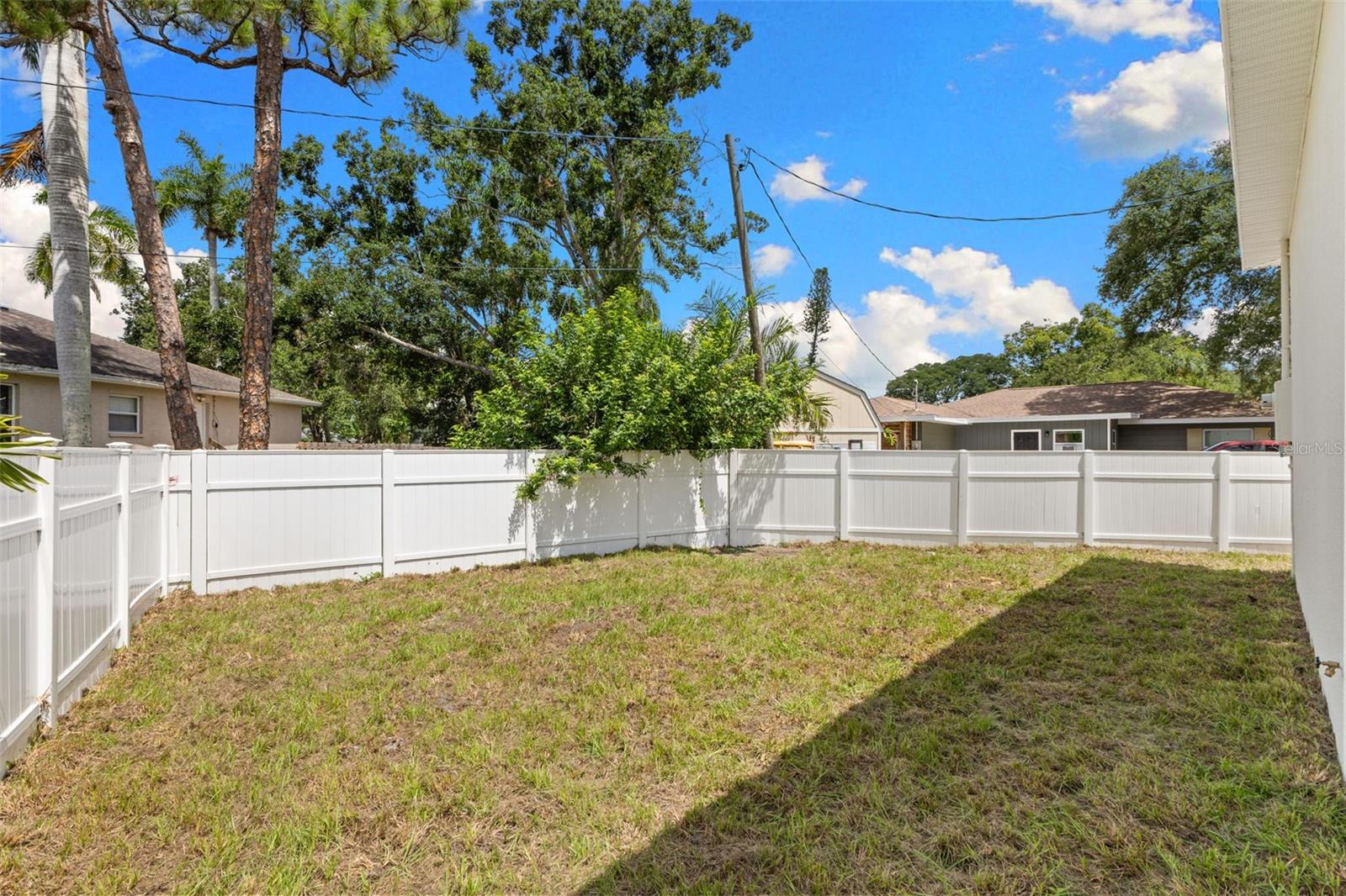 120 Brown St Property Photo 24