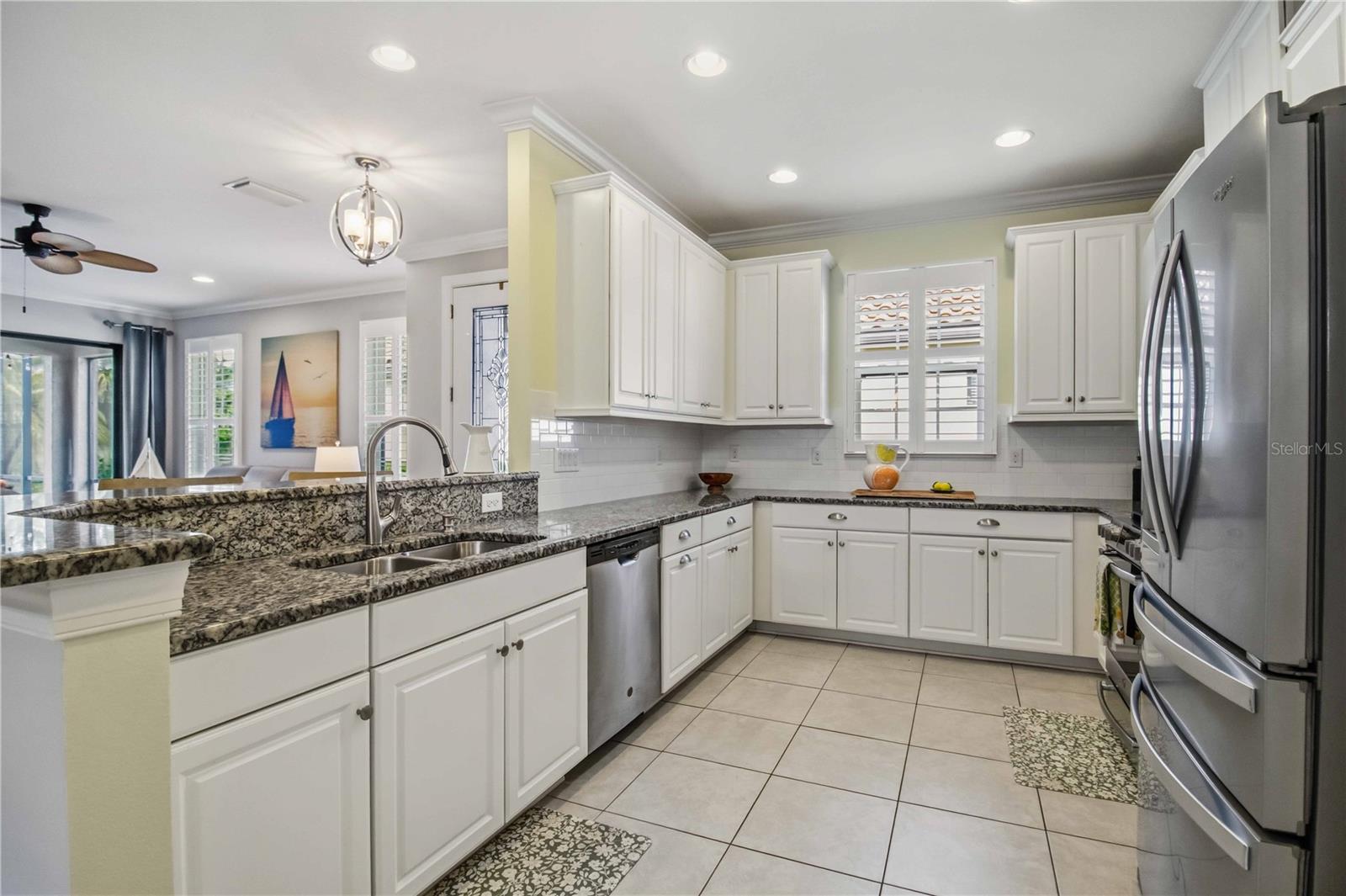 10437 Highland Park Pl Property Photo 3