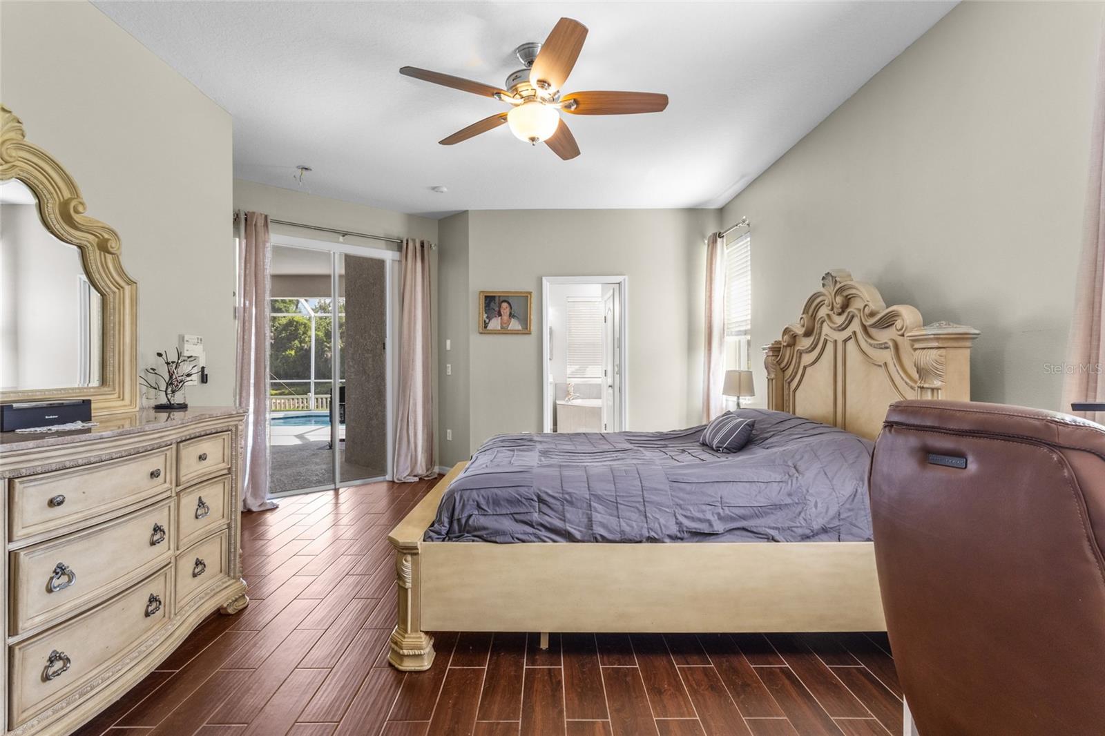 4527 Ferrys Mill Pl Property Photo 18