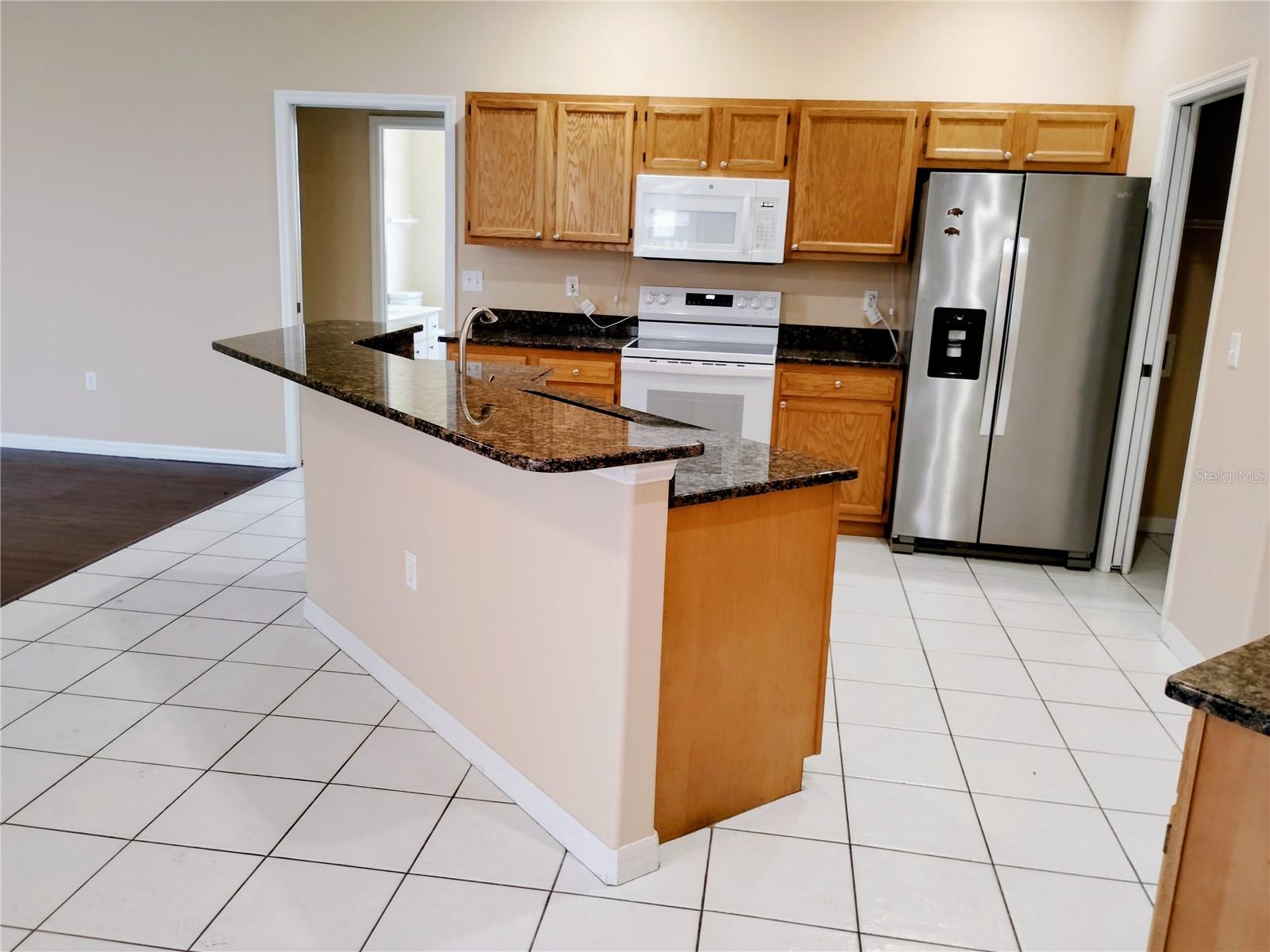 4509 30th Ln E Property Photo 4
