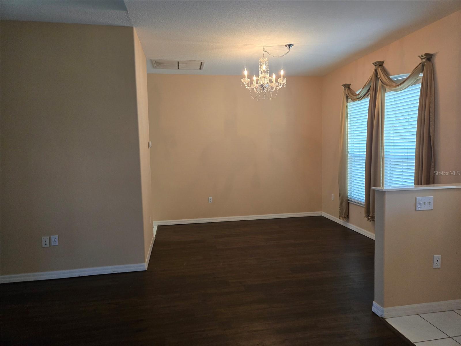 4509 30th Ln E Property Photo 8