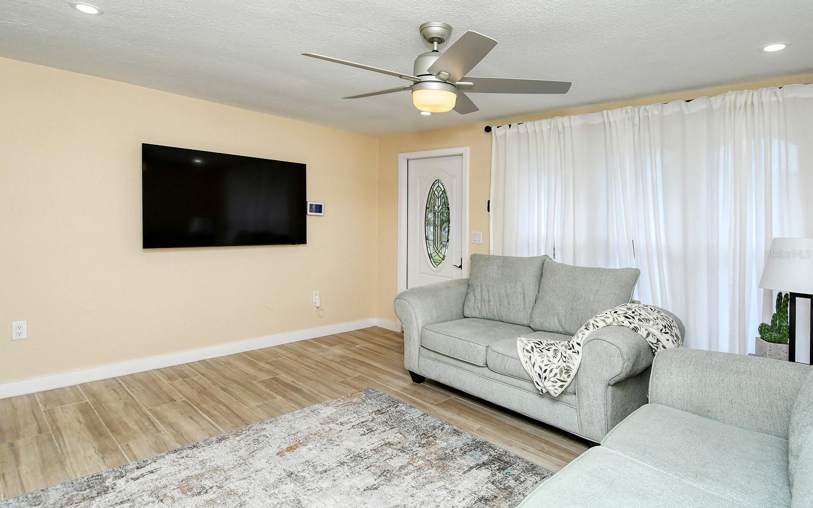 307 Southland Rd Property Photo 9