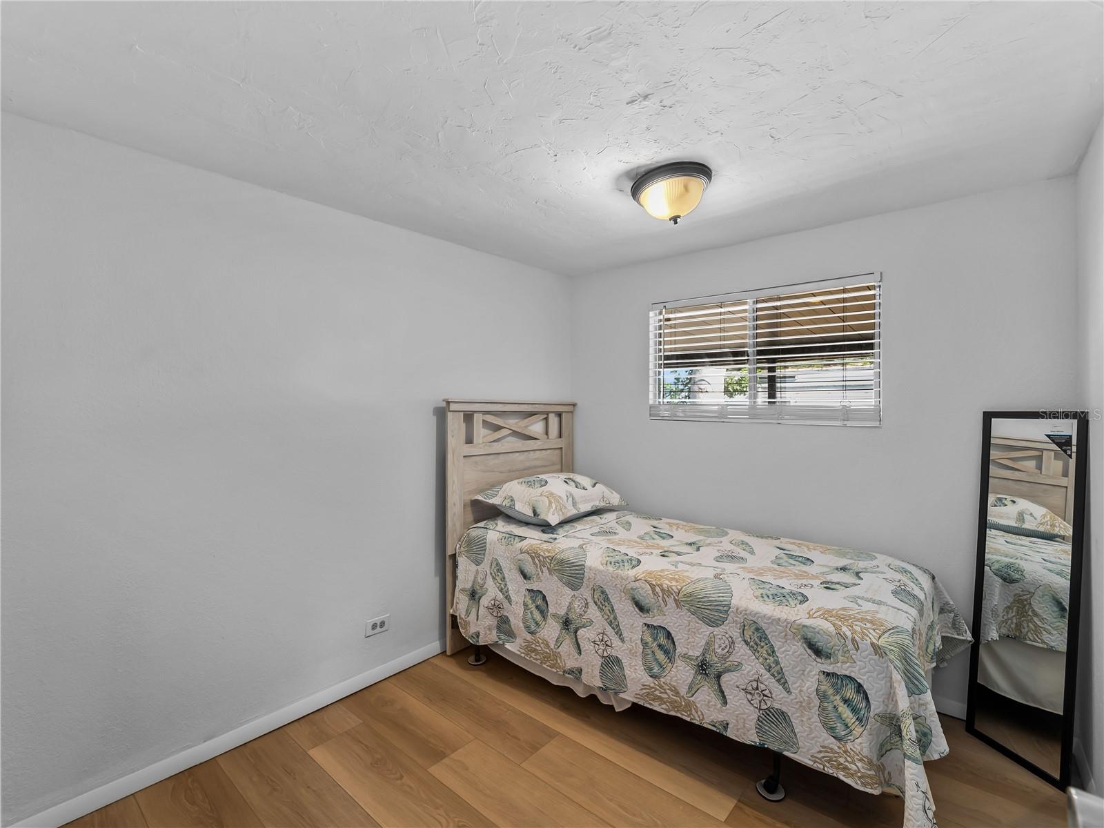 110 Verona St N Property Photo 27