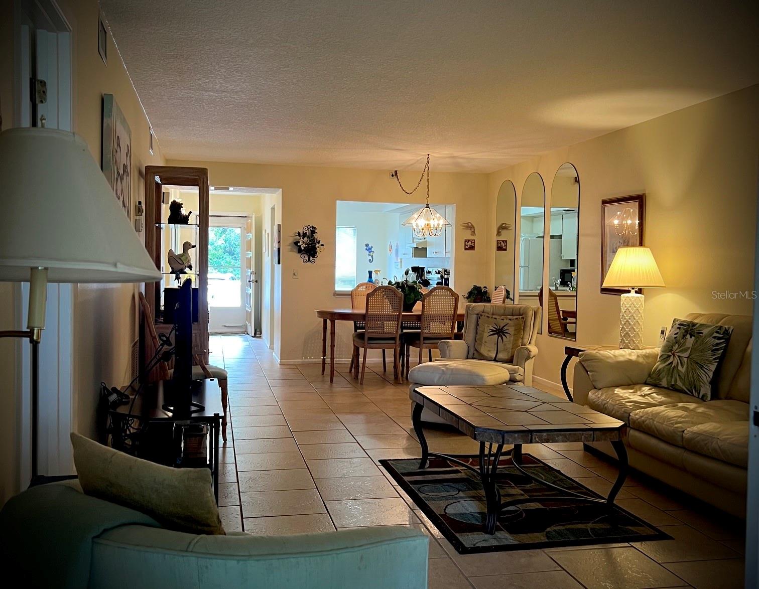 A4697105 Property Photo 2