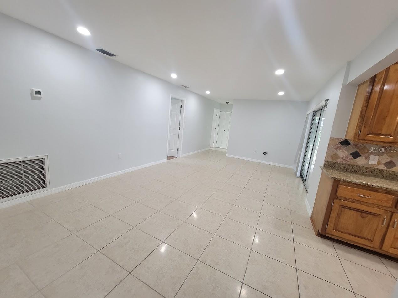1460 Schenley St Property Photo 9