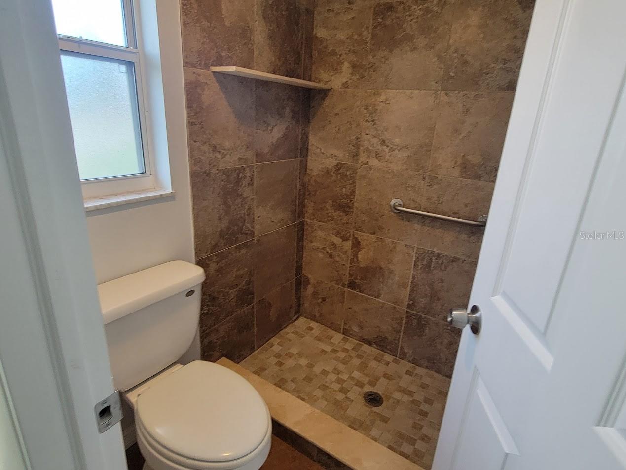 1460 Schenley St Property Photo 18