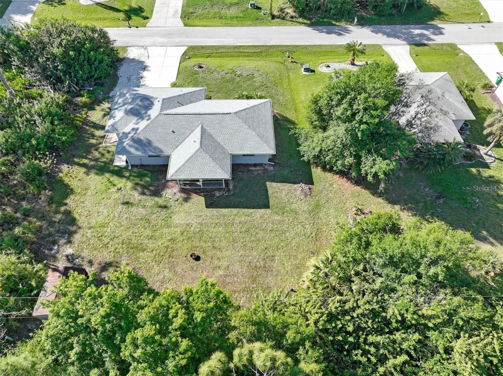23420 Steeple Ave Property Photo 34