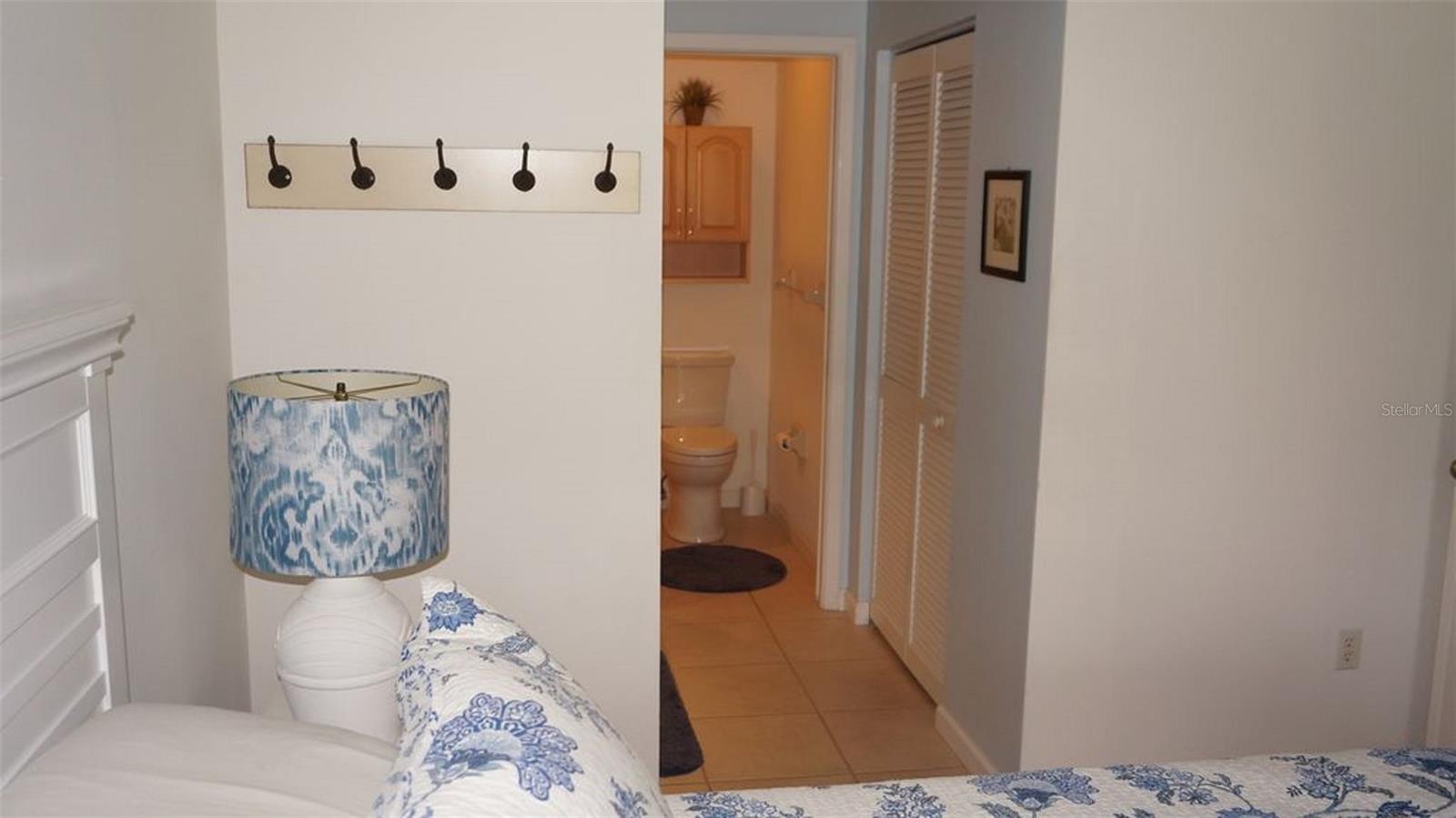 4606 Weybridge #26 Property Photo 16