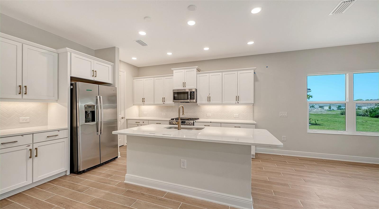 9940 Crystal Isles Cir Property Photo 10