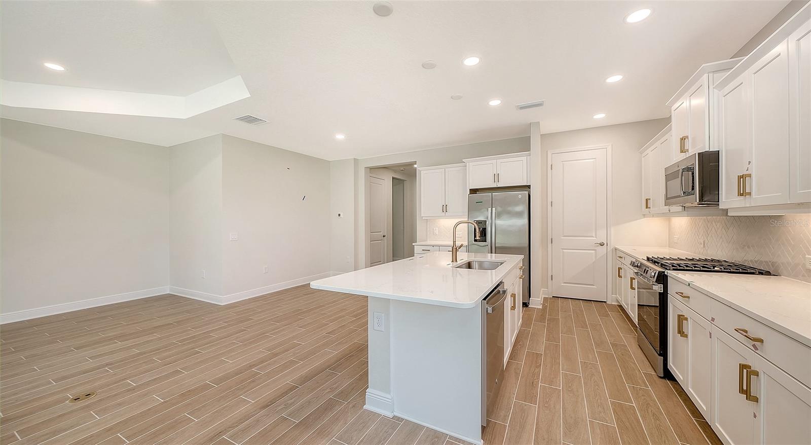 9940 Crystal Isles Cir Property Photo 14