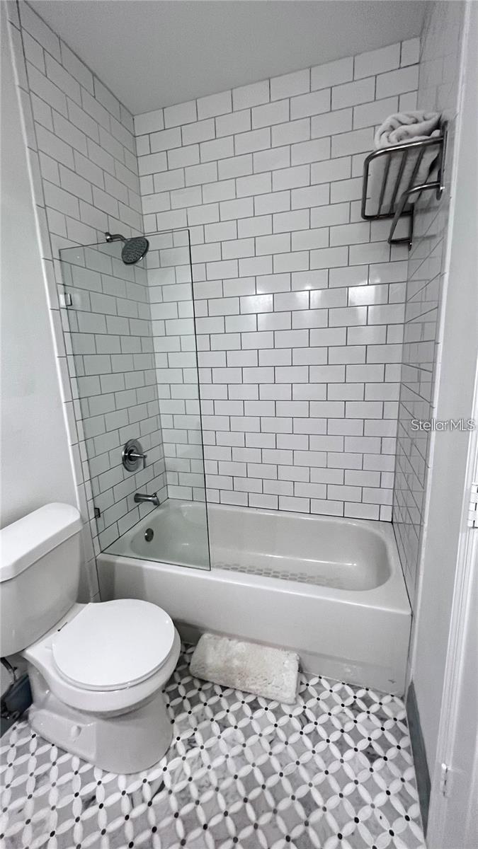7658 Plantation Cir Property Photo 9