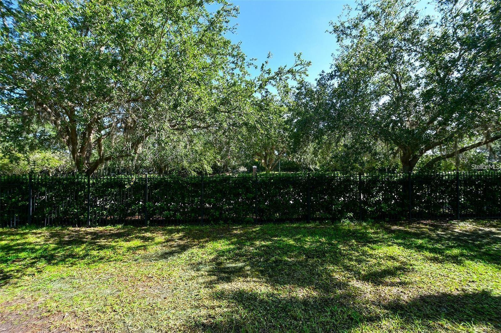 7658 Plantation Cir Property Photo 11