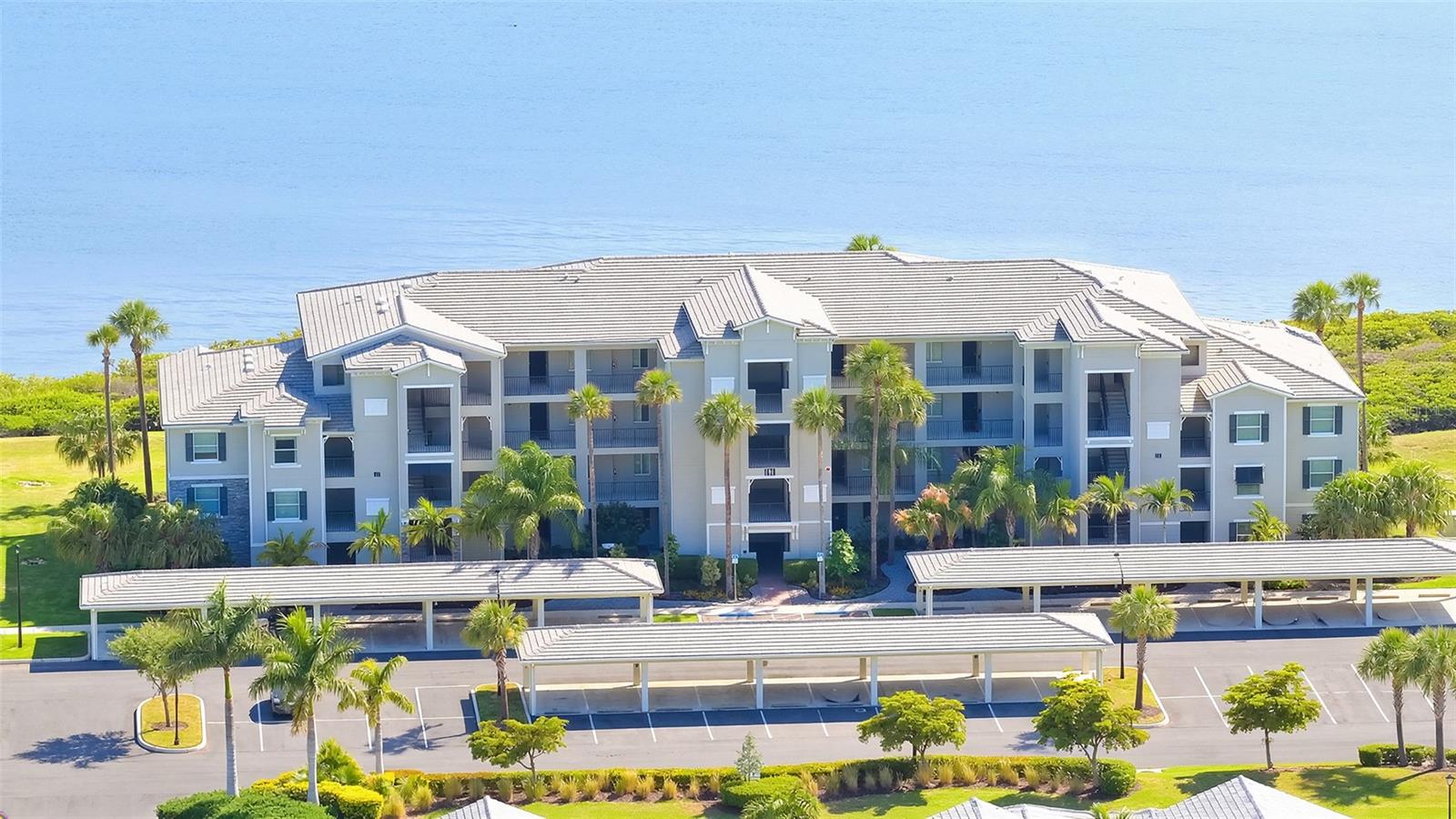 1020 TIDEWATER SHORES LOOP #207 Property Photo 1