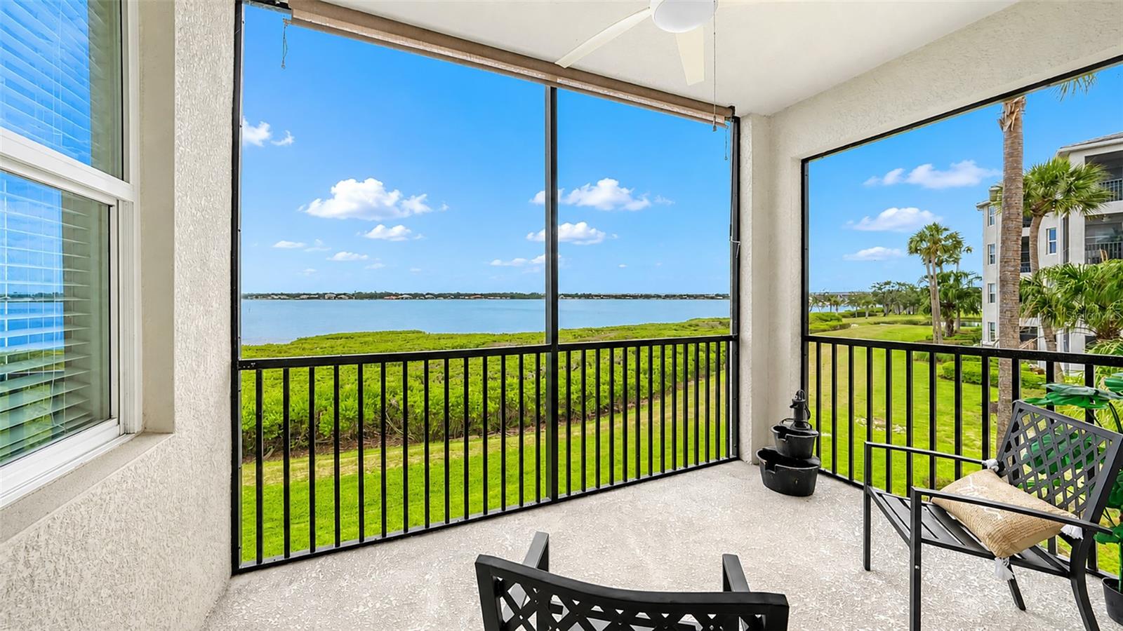 1020 Tidewater Shores Loop #207 Property Photo 5