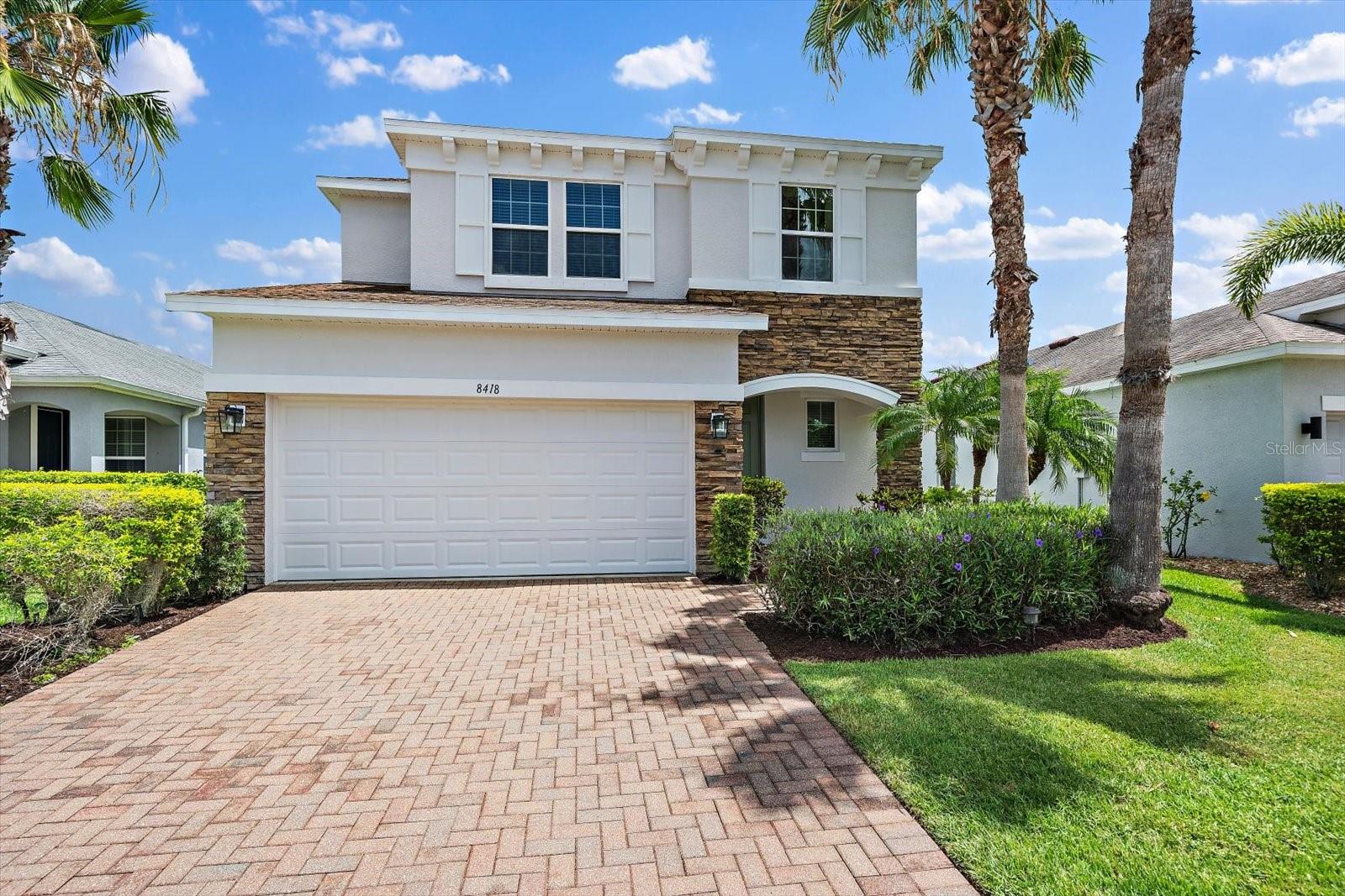 8418 Nandina Dr Property Photo 1