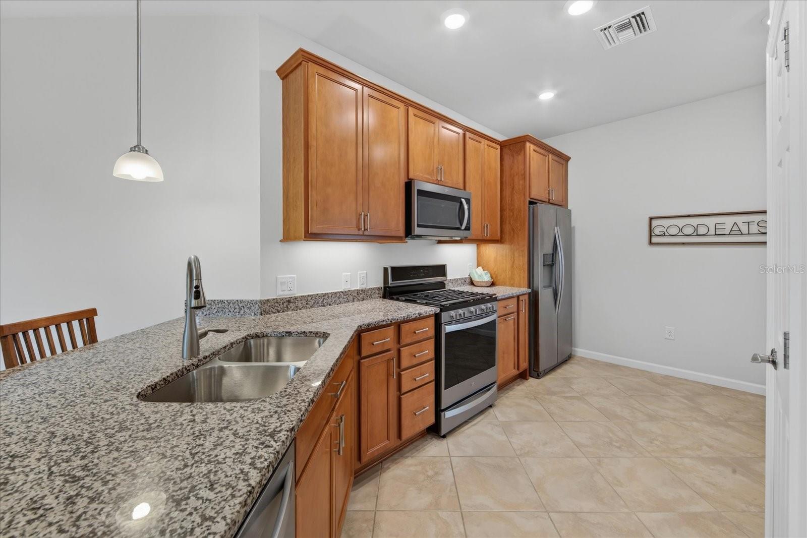 17658 Camden Dr Property Photo 12