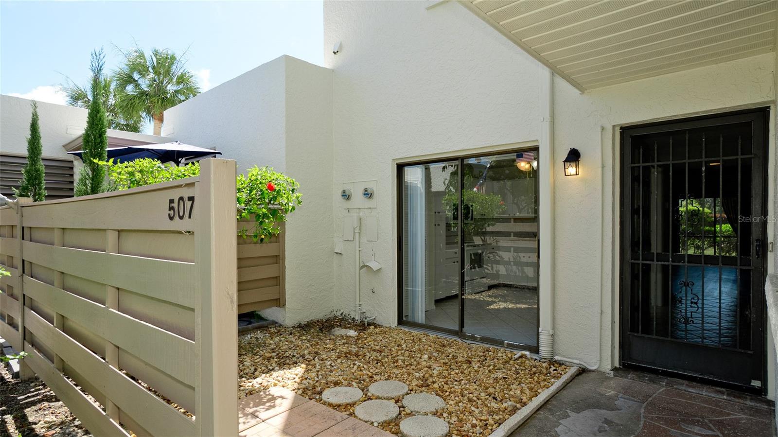 507 Lakeside Dr #507 Property Photo 5