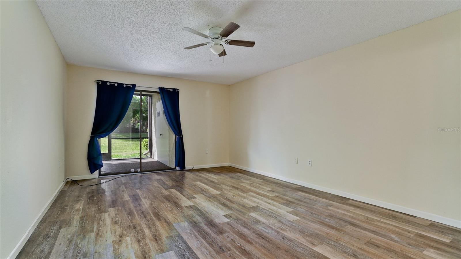 507 Lakeside Dr #507 Property Photo 30