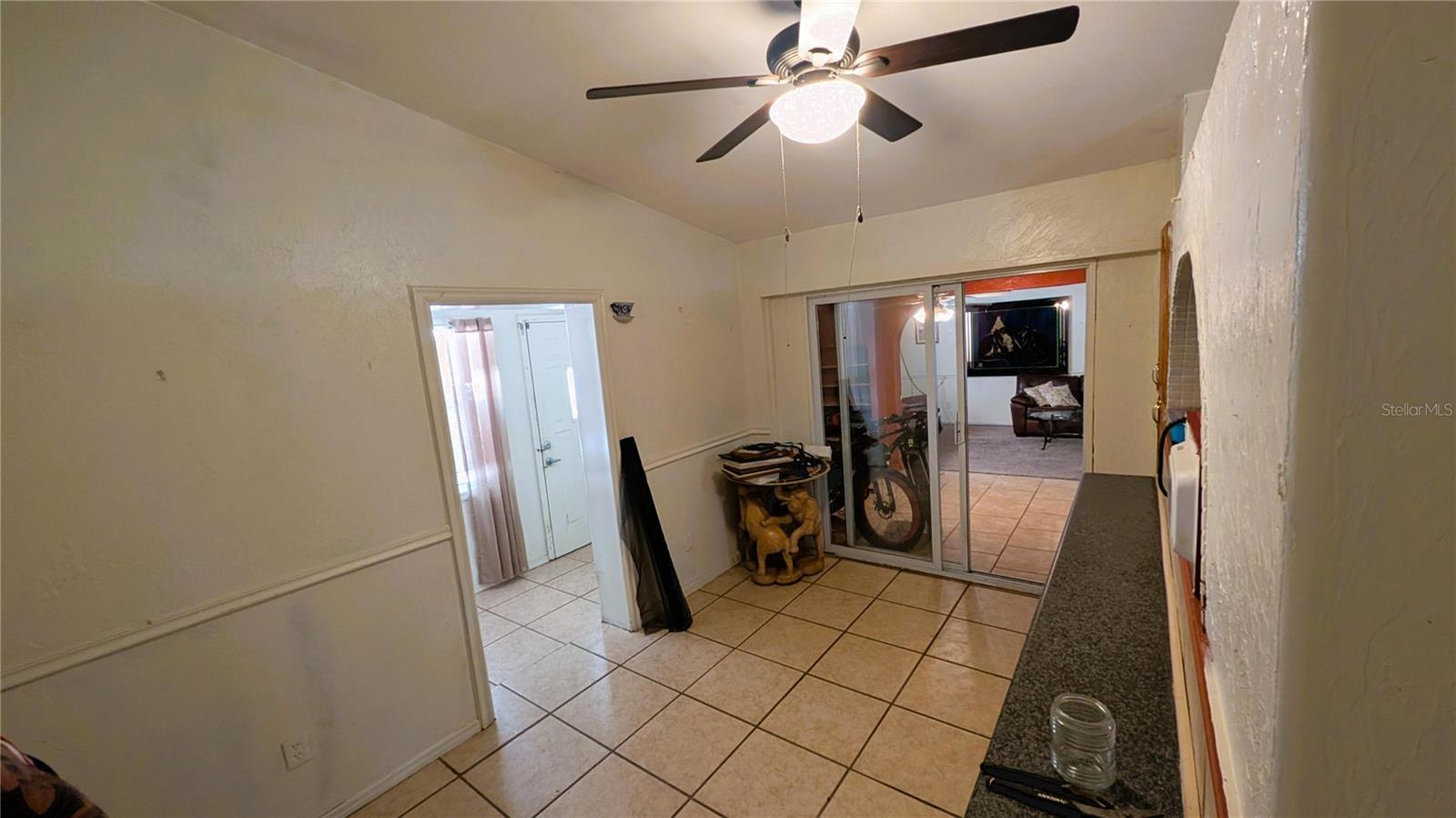5350 Castleman Dr Property Photo 11