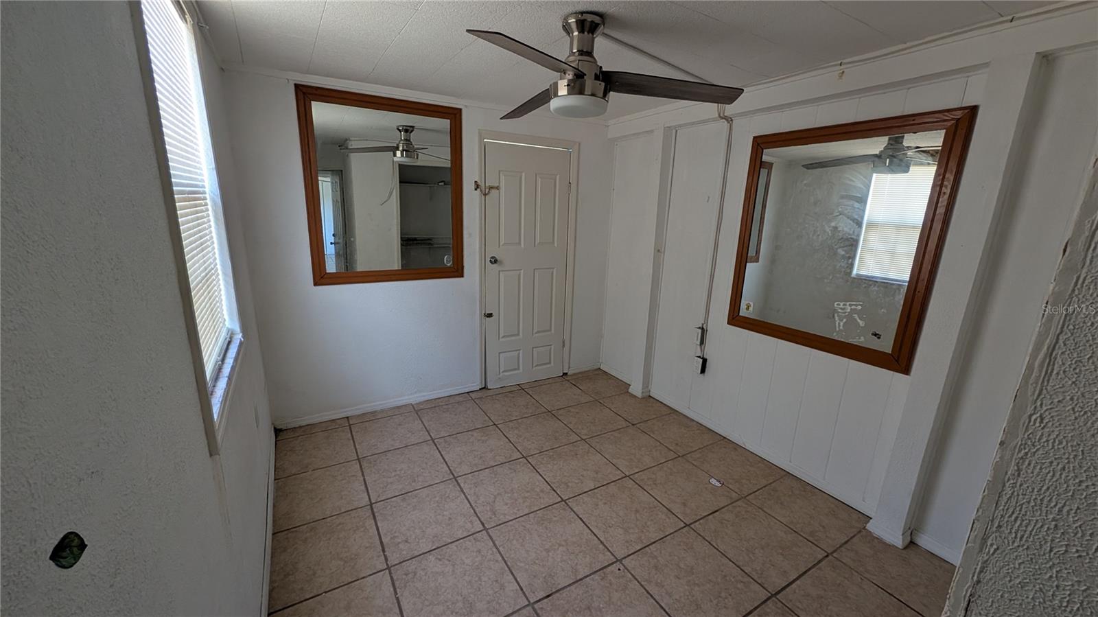 5350 Castleman Dr Property Photo 12