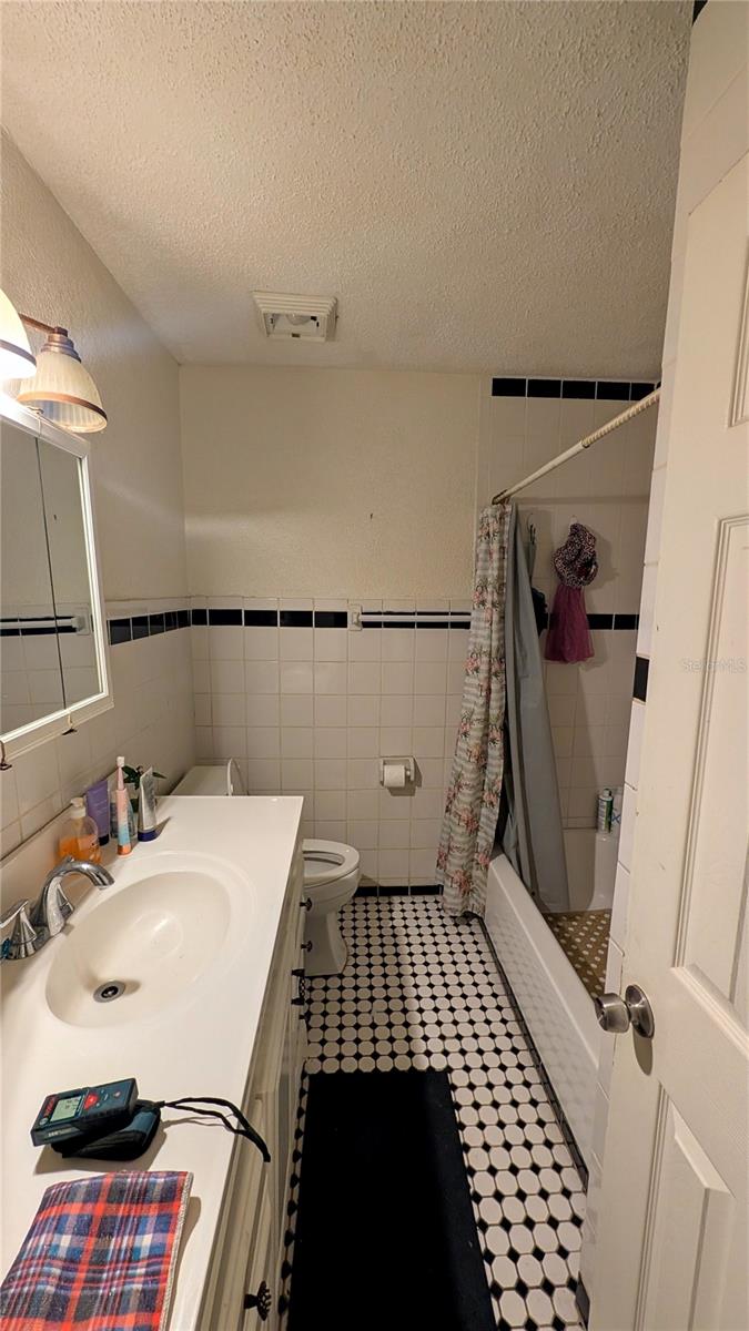 5350 Castleman Dr Property Photo 13