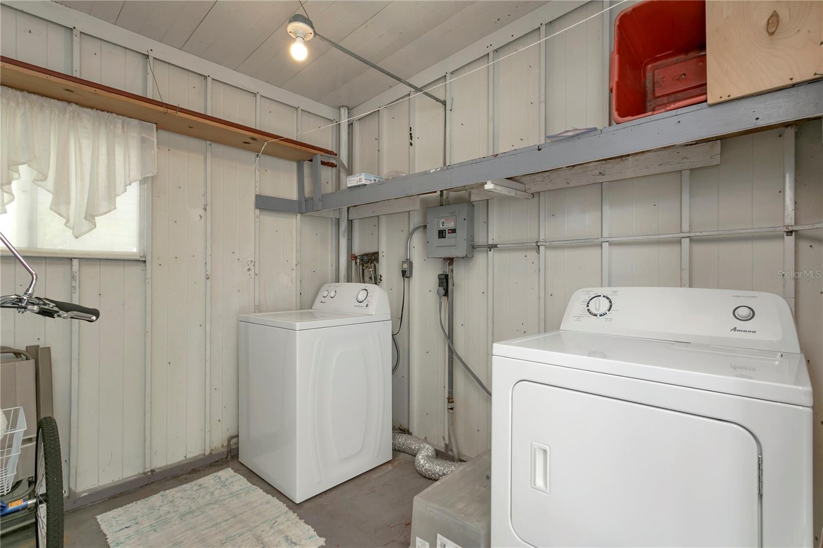 115 White Oak Way Property Photo 10